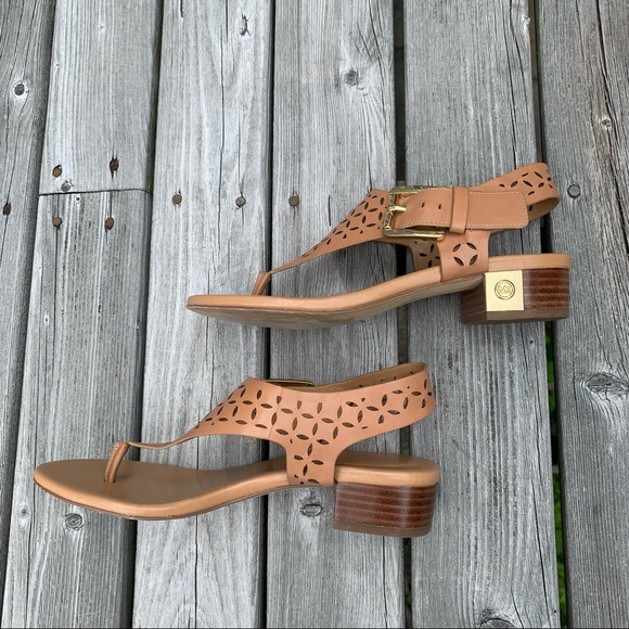 Michael Kors T-Strap Thong Sandals - Picture 6 of 7